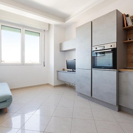 Elegant Milan Apartment In Restocco Area Bagian luar foto